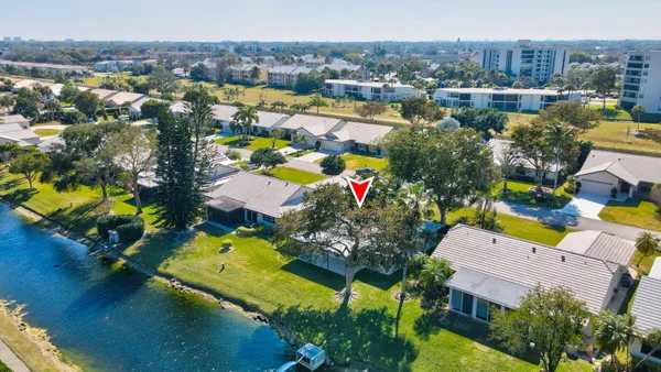 $699,900 | 6389 Casabella Lane, Boca Raton, FL 33433