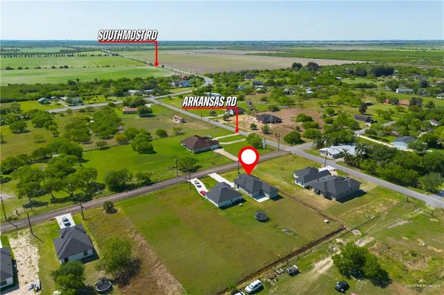 a view of a outdoor space