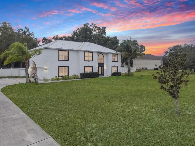 $749,900 | 7561 Lake Andrea Circle, Mount Dora, FL 32757