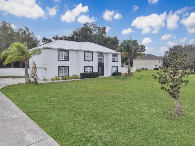 $749,900 | 7561 Lake Andrea Circle, Mount Dora, FL 32757