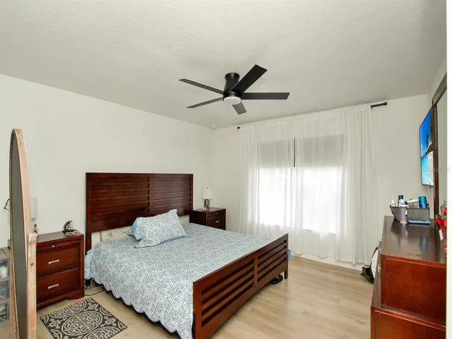 $749,900 | 7561 Lake Andrea Circle, Mount Dora, FL 32757