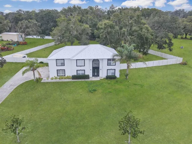 $749,900 | 7561 Lake Andrea Circle, Mount Dora, FL 32757