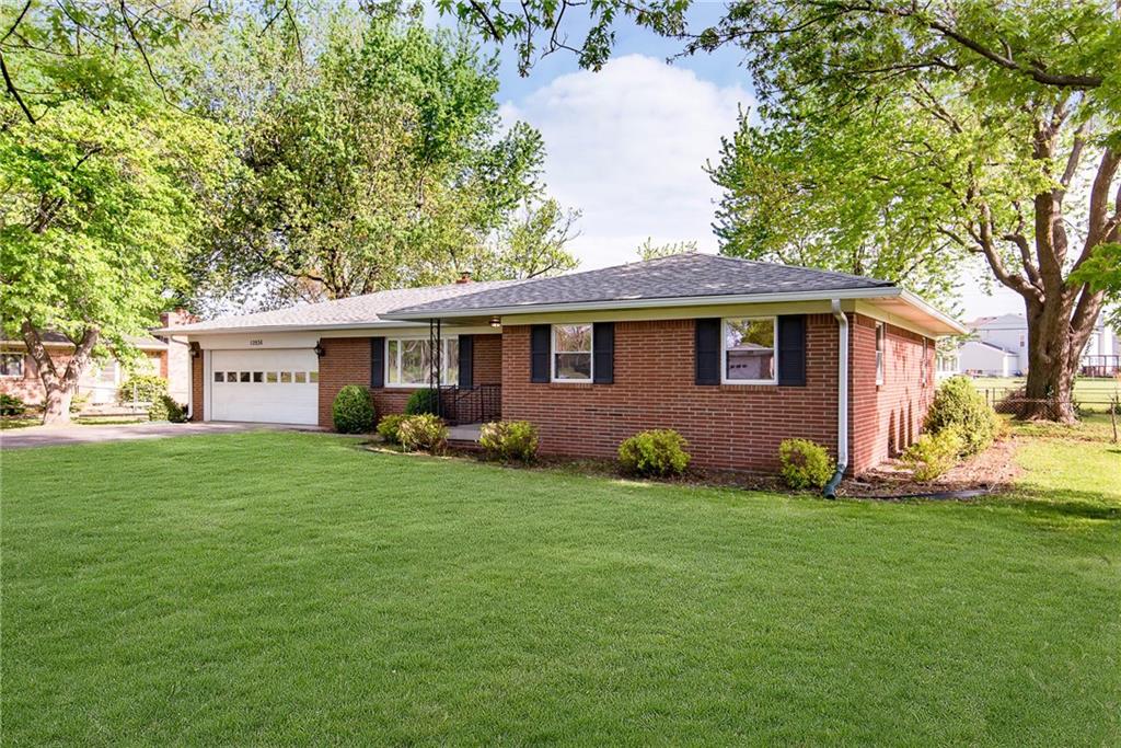 10936 Maze Road Indianapolis, IN 46259 - Photo 2 of 25 Gallery Image 2
