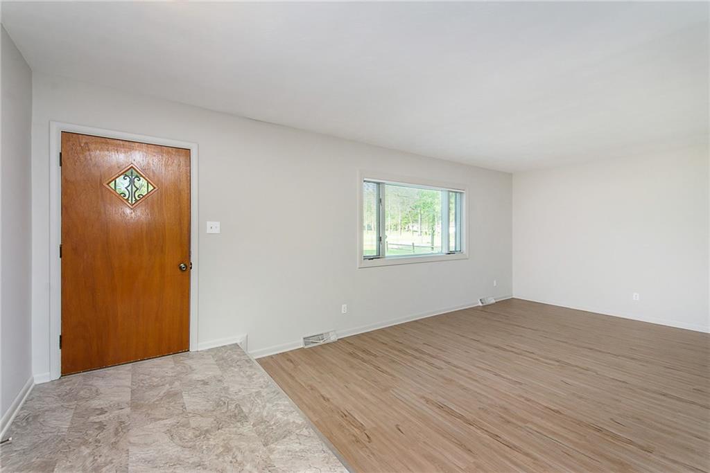 10936 Maze Road Indianapolis, IN 46259 - Photo 4 of 25 Gallery Image 4