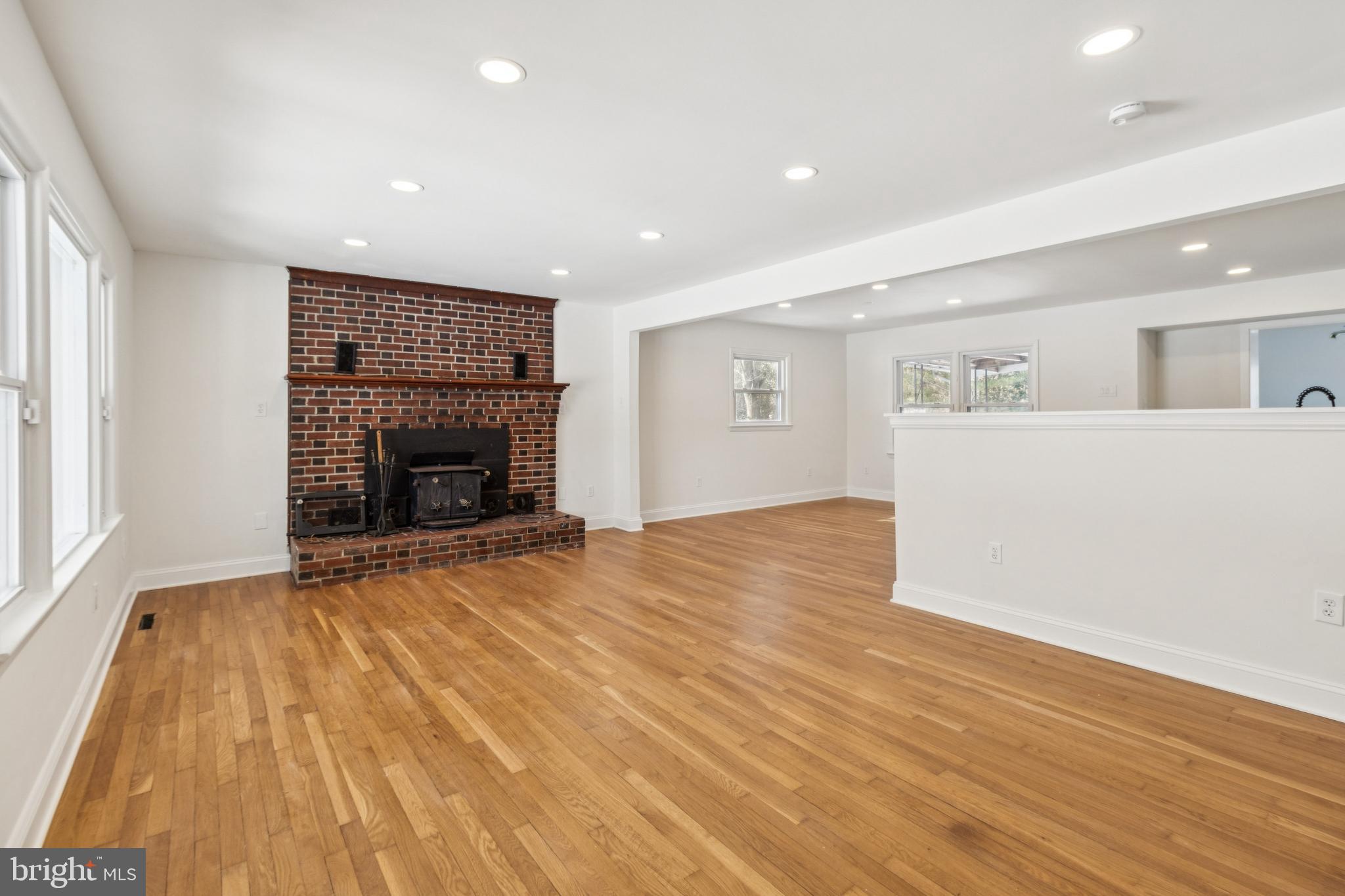 14813 Berry Road Accokeek, MD 20607 - Photo 8 of 42 Gallery Image 8