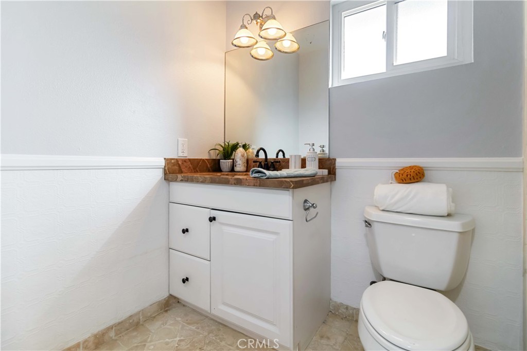 19853 Collins Road Canyon Country, CA 91351 - Photo 19 of 43