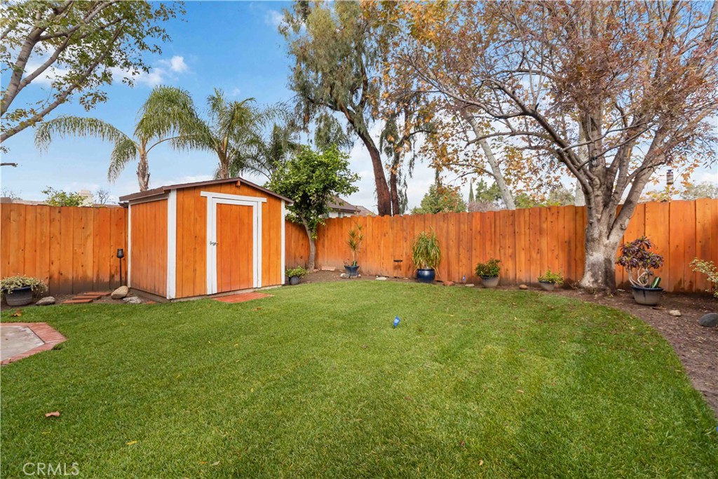 19853 Collins Road Canyon Country, CA 91351 - Photo 35 of 43