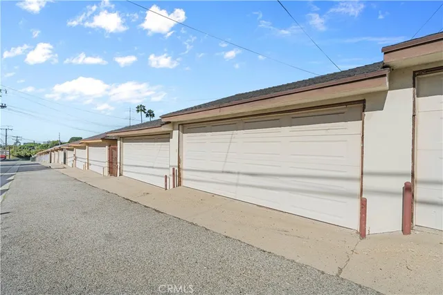 $3,150 | 5150-5150 West Slauson, Los Angeles, CA 90056