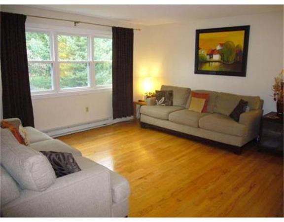 7 Bulkeley Road Littleton, MA 01460 - Photo 7 of 14