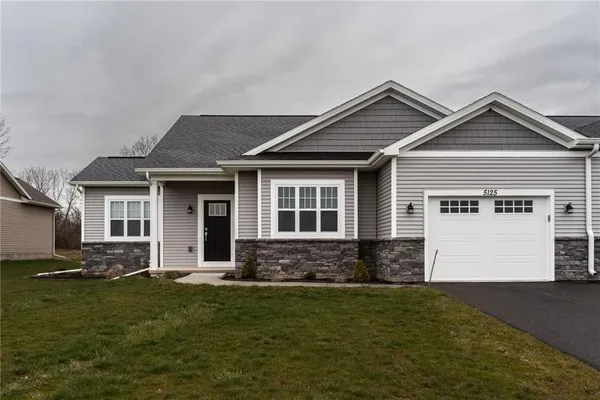 $340,000 | 5125-51 Red Oak Lane, Batavia, NY 14020
