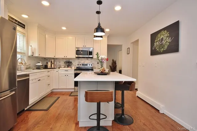 $675,000 | 3 Maurerbrook Drive, Fishkill, NY 12524