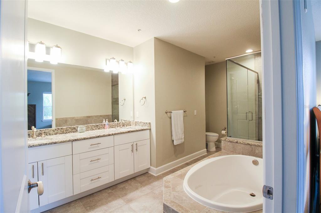 7710 34th Avenue West, Unit 101 Bradenton, FL 34209 - Photo 35 of 41