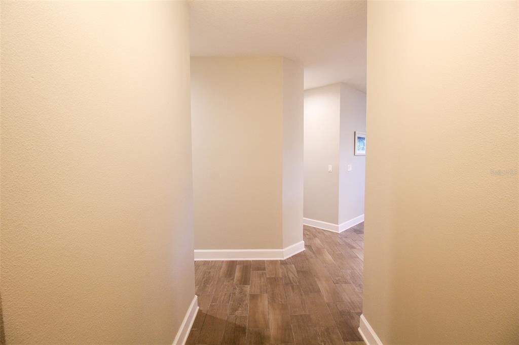 7710 34th Avenue West, Unit 101 Bradenton, FL 34209 - Photo 9 of 41