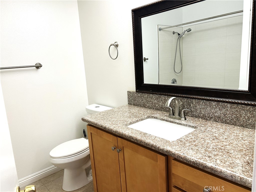 1326 Wheaton Way Riverside, CA 92507 - Photo 14 of 16 Second Bathroom
