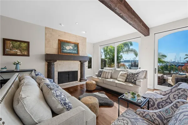 $8,500,000 | 221 Rivo Alto Canal, Long Beach, CA 90803