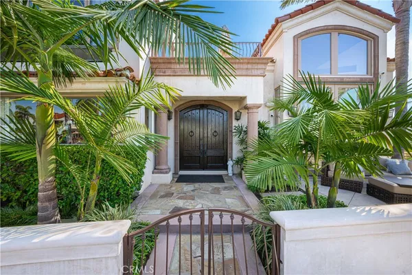$8,500,000 | 221 Rivo Alto Canal, Long Beach, CA 90803