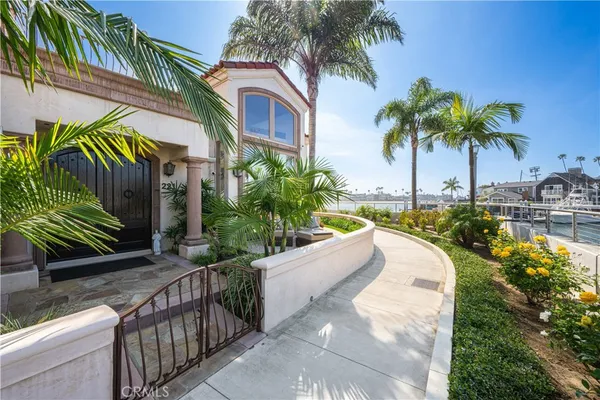 $8,500,000 | 221 Rivo Alto Canal, Long Beach, CA 90803
