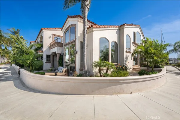 $8,500,000 | 221 Rivo Alto Canal, Long Beach, CA 90803