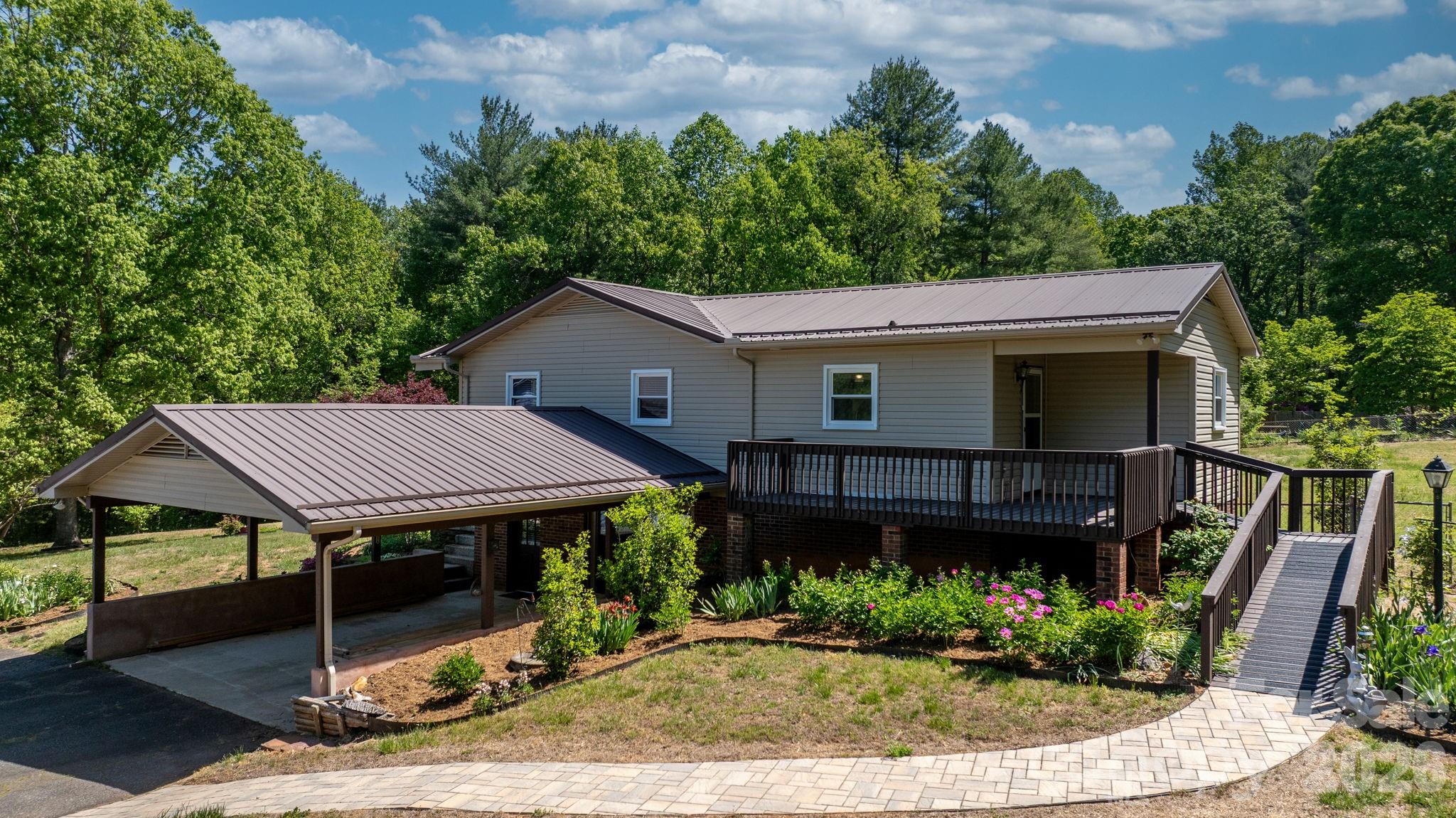 2113 White Pine M H P Road Granite Falls, NC 28630 - Photo 4 of 40