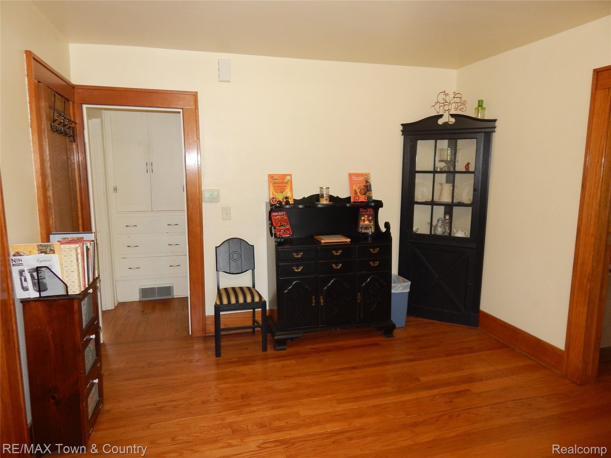 8344 Noblet Road Davison, MI 48423 - Photo 16 of 49 DSCN5376.JPG