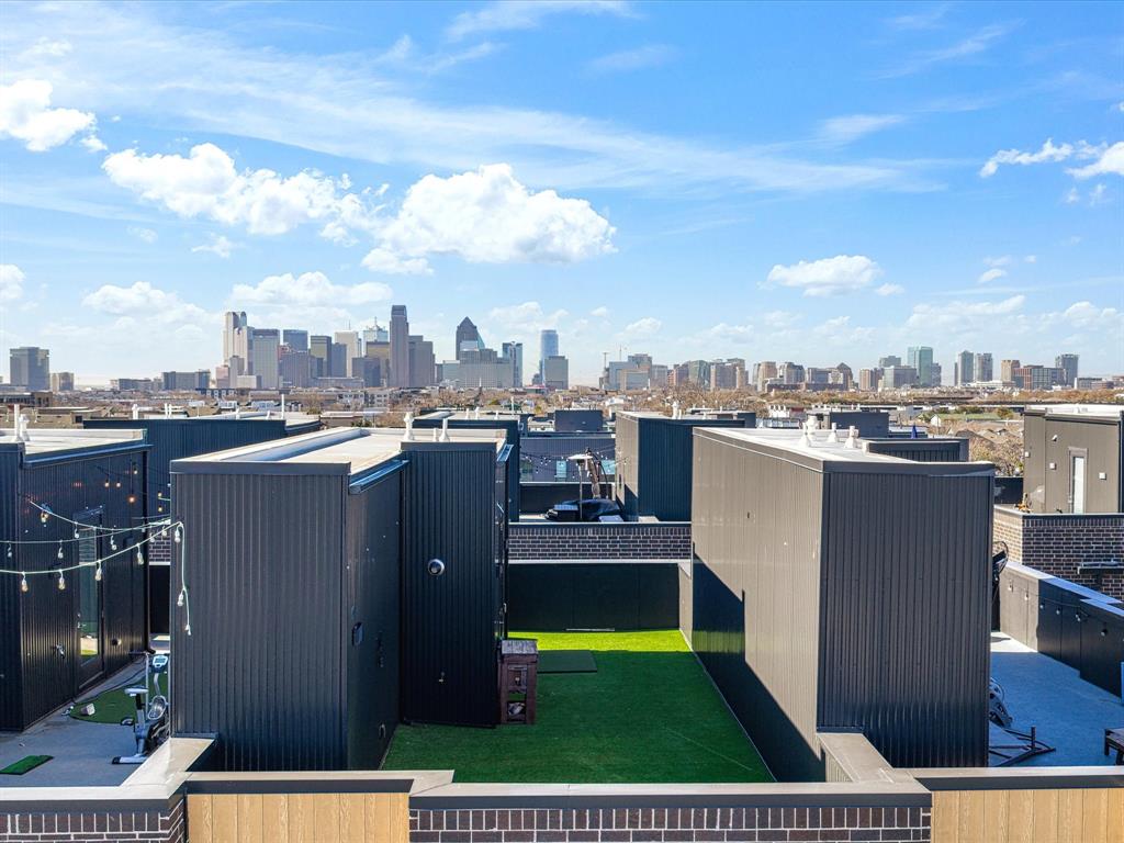 1920 Dowgate Court Dallas, TX 75204 - Photo 35 of 38 View of city skyline