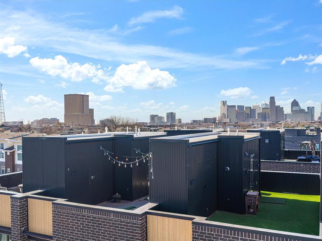 1920 Dowgate Court Dallas, TX 75204 - Photo 36 of 38 Skyline view