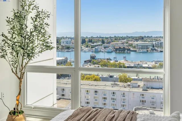 $498,000 | 222 Broadway, Unit 1209, Oakland, CA 94607