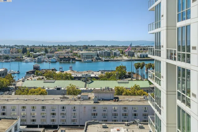 $498,000 | 222 Broadway, Unit 1209, Oakland, CA 94607