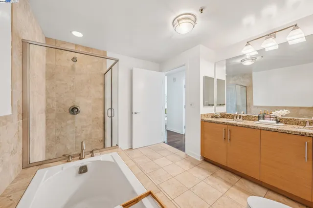 $498,000 | 222 Broadway, Unit 1209, Oakland, CA 94607