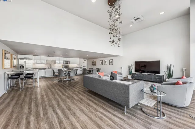 $498,000 | 222 Broadway, Unit 1209, Oakland, CA 94607