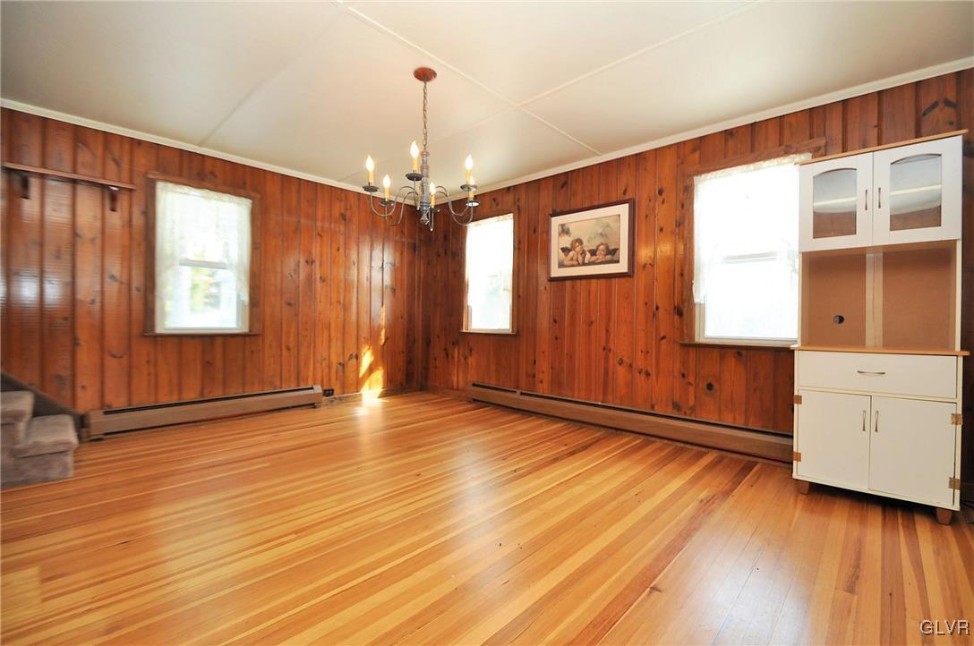 244 Lake Road Canadensis, PA 18325 - Photo 7 of 34 Gallery Image 7