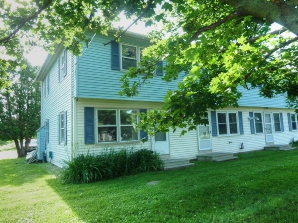608 Mill Pond Road, Unit 5 Colchester, VT 05446 - Photo 1 of 36