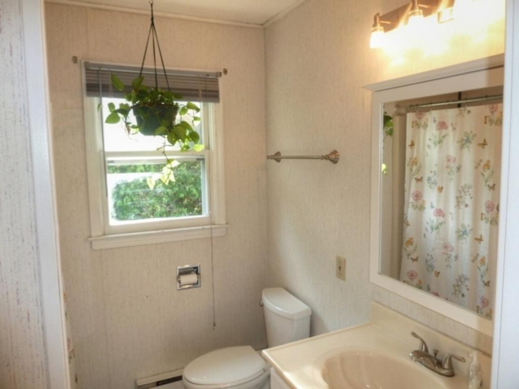608 Mill Pond Road, Unit 5 Colchester, VT 05446 - Photo 19 of 36