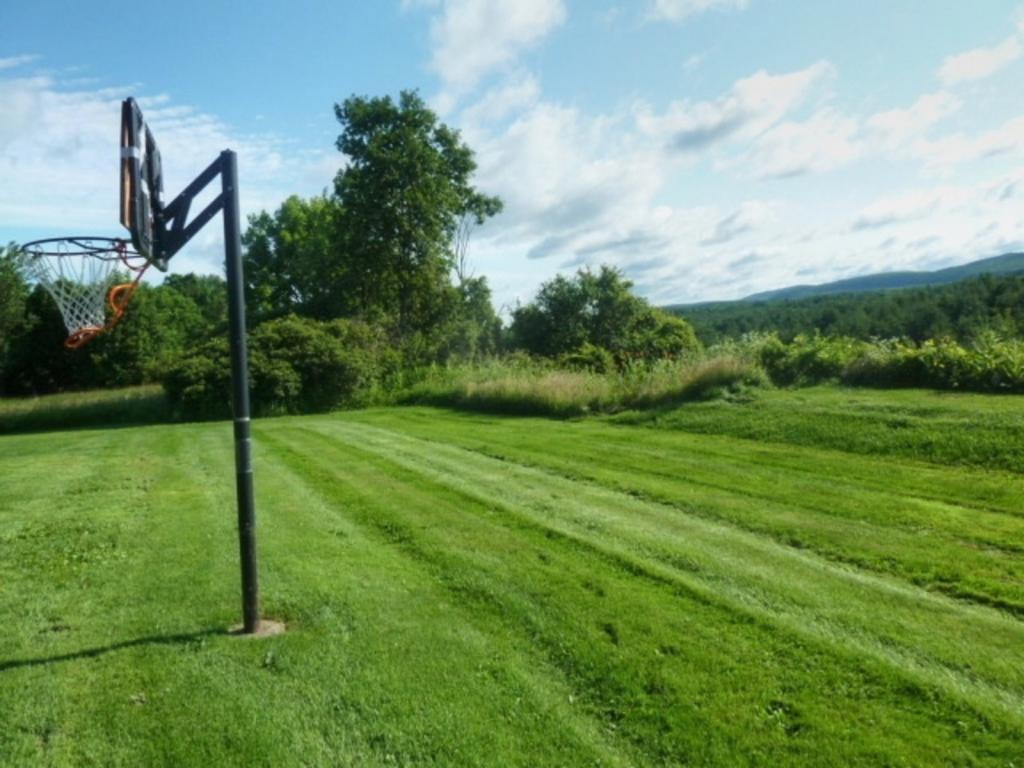 608 Mill Pond Road, Unit 5 Colchester, VT 05446 - Photo 7 of 36
