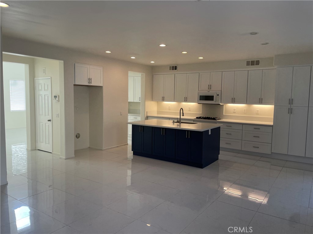 6552 Gold Dust Street Eastvale, CA 92880 - Photo 7 of 25
