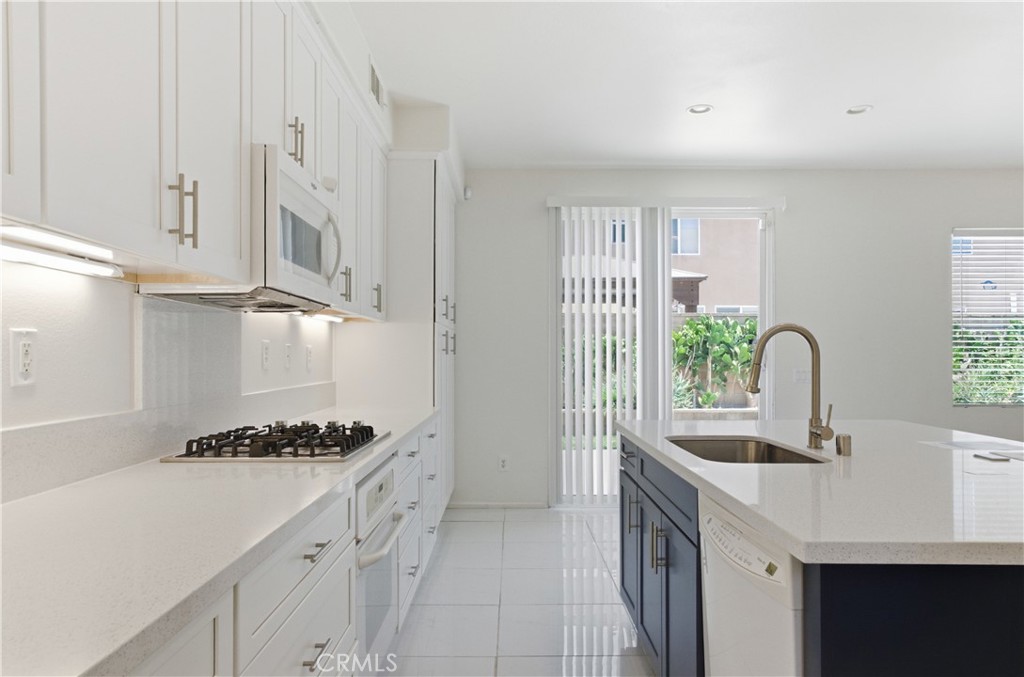 6552 Gold Dust Street Eastvale, CA 92880 - Photo 10 of 25