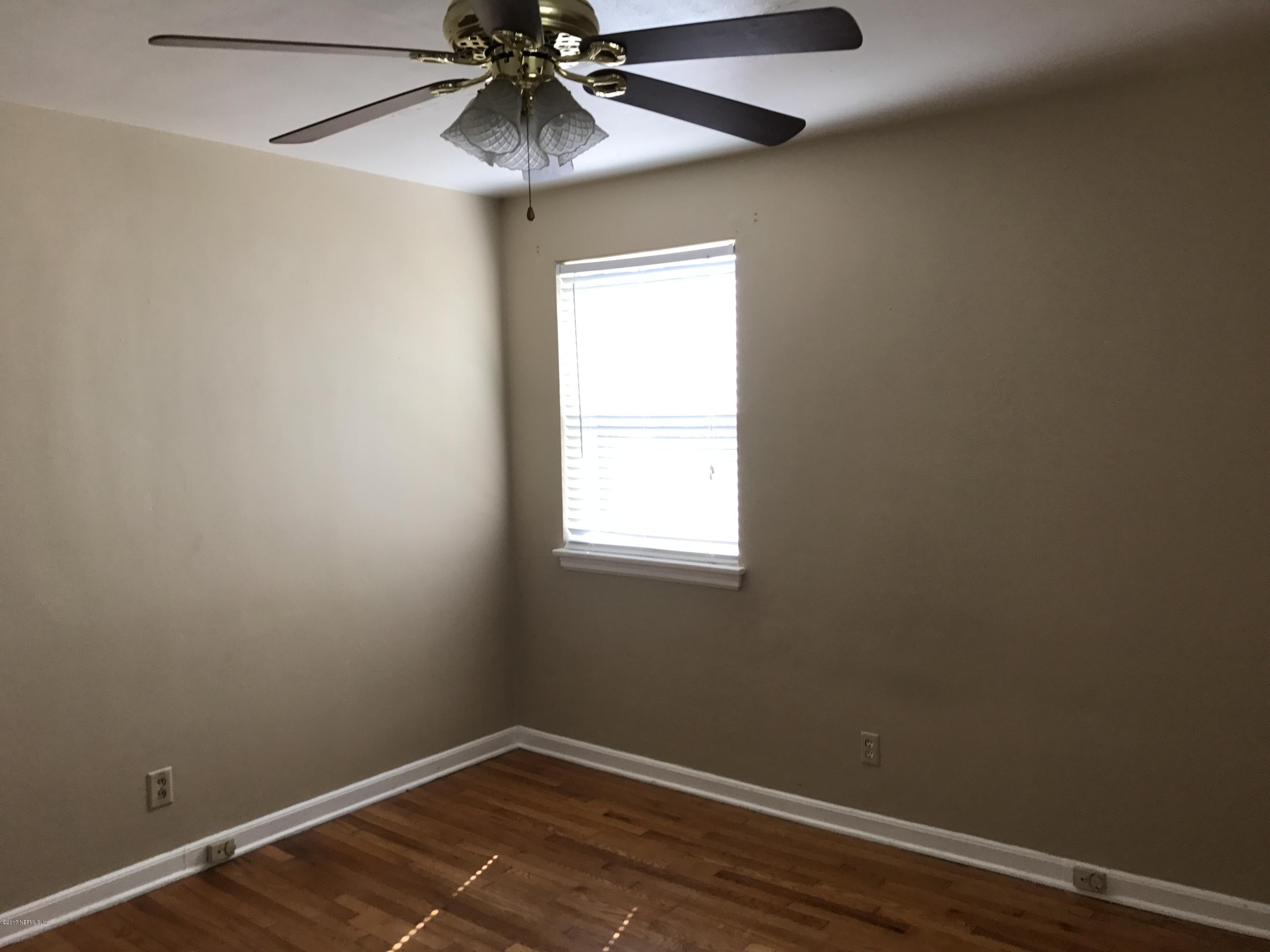 3582 Hedrick Street, Unit 2 Jacksonville, FL 32205 - Photo 12 of 13 IMG_0427