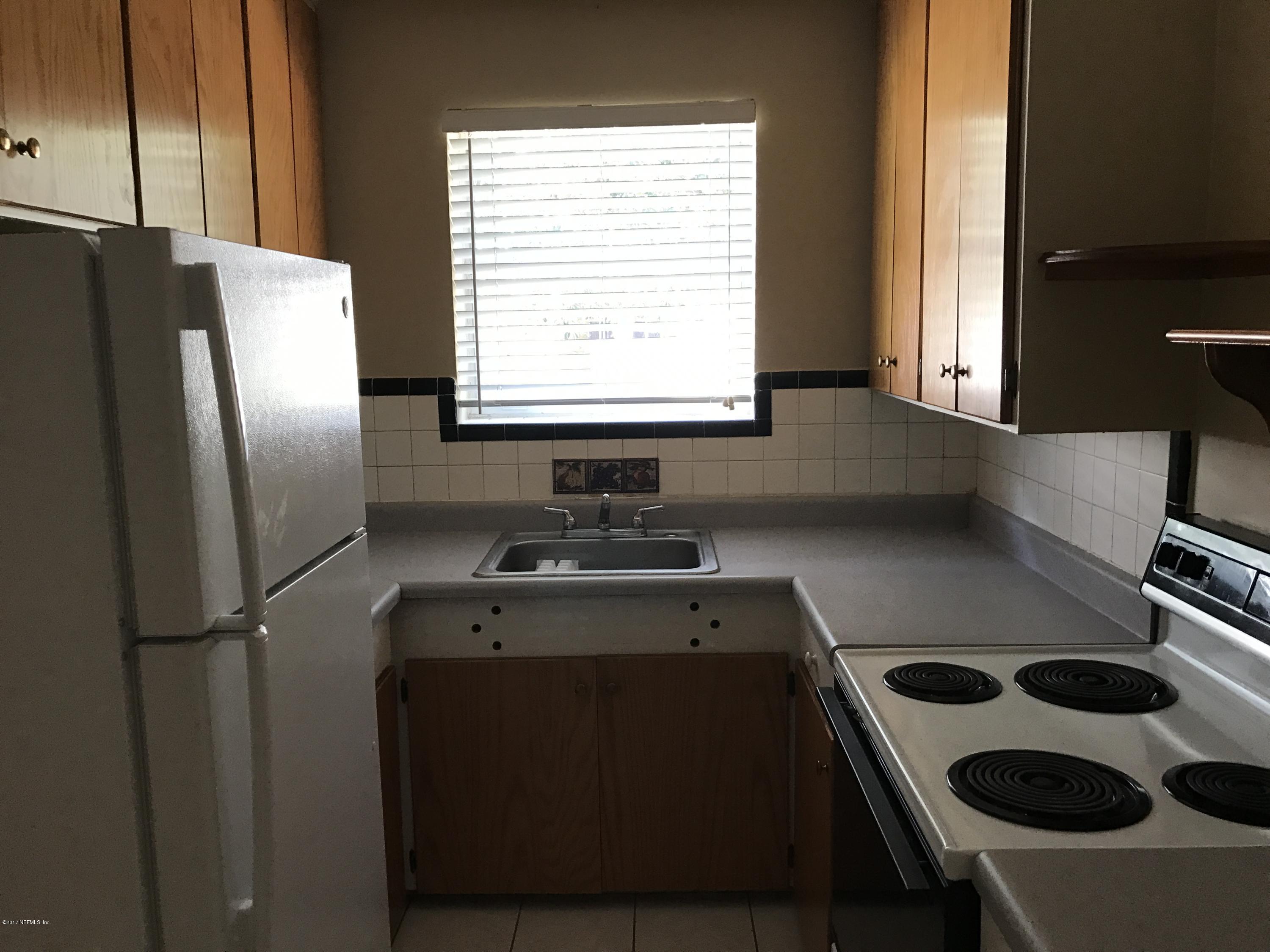 3582 Hedrick Street, Unit 2 Jacksonville, FL 32205 - Photo 8 of 13 IMG_0425
