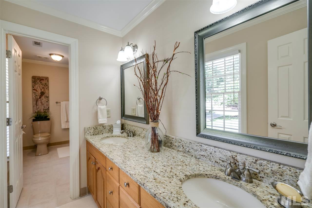 5421 North Hawthorne Way Raleigh, NC 27613 - Photo 13 of 25