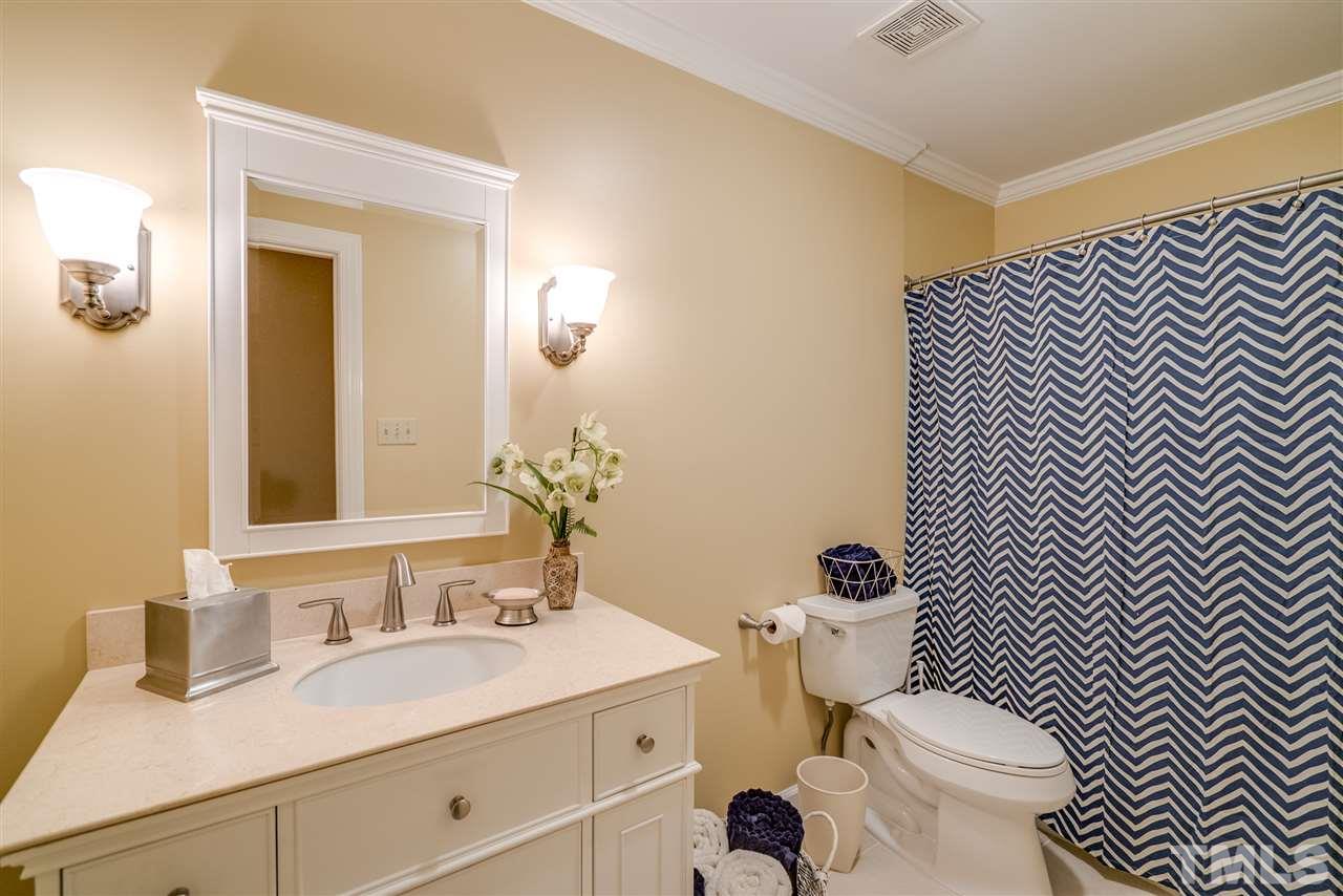 5421 North Hawthorne Way Raleigh, NC 27613 - Photo 15 of 25