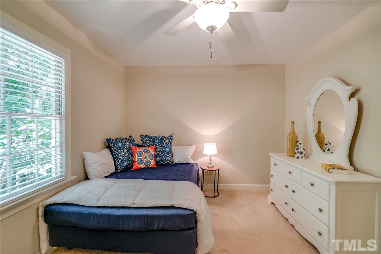 5421 North Hawthorne Way Raleigh, NC 27613 - Photo 16 of 25
