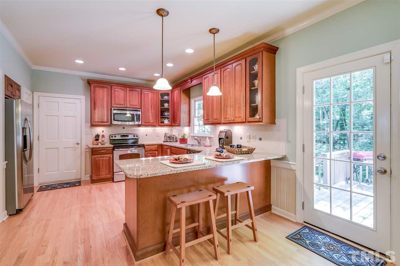 5421 North Hawthorne Way Raleigh, NC 27613 - Photo 3 of 25