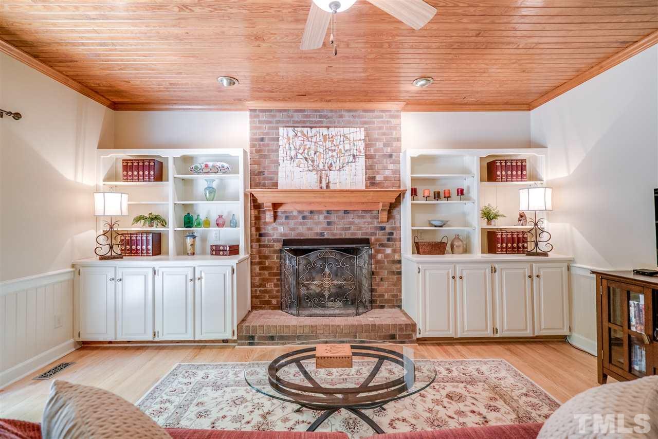 5421 North Hawthorne Way Raleigh, NC 27613 - Photo 6 of 25
