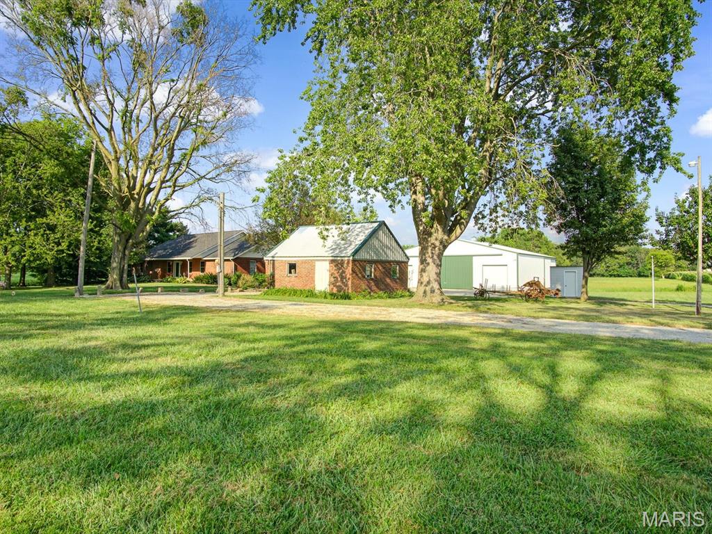 3918 Buffalo Road Highland, IL 62249 - Photo 39 of 40