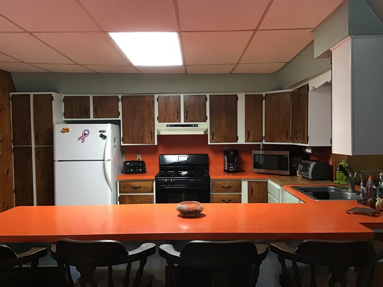 504 West Cunningham Road Winnebago, IL 61088 - Photo 8 of 25 a dining room with furniture