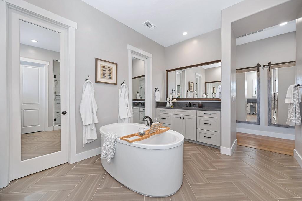806 Fallen Log Court Rocklin, CA 95765 - Photo 39 of 94