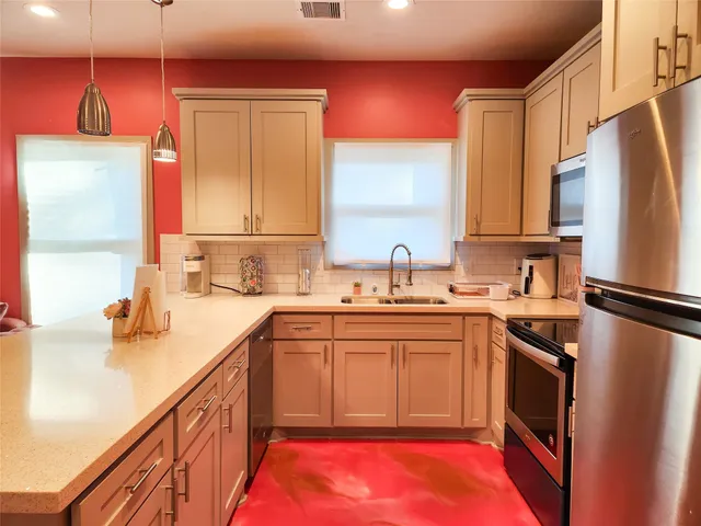 $1,600 | 5910 Shelburne Street, Unit A/B, Houston, TX 77396