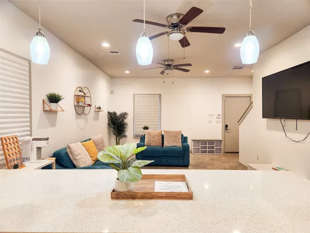 $1,600 | 5910 Shelburne Street, Unit A/B, Houston, TX 77396