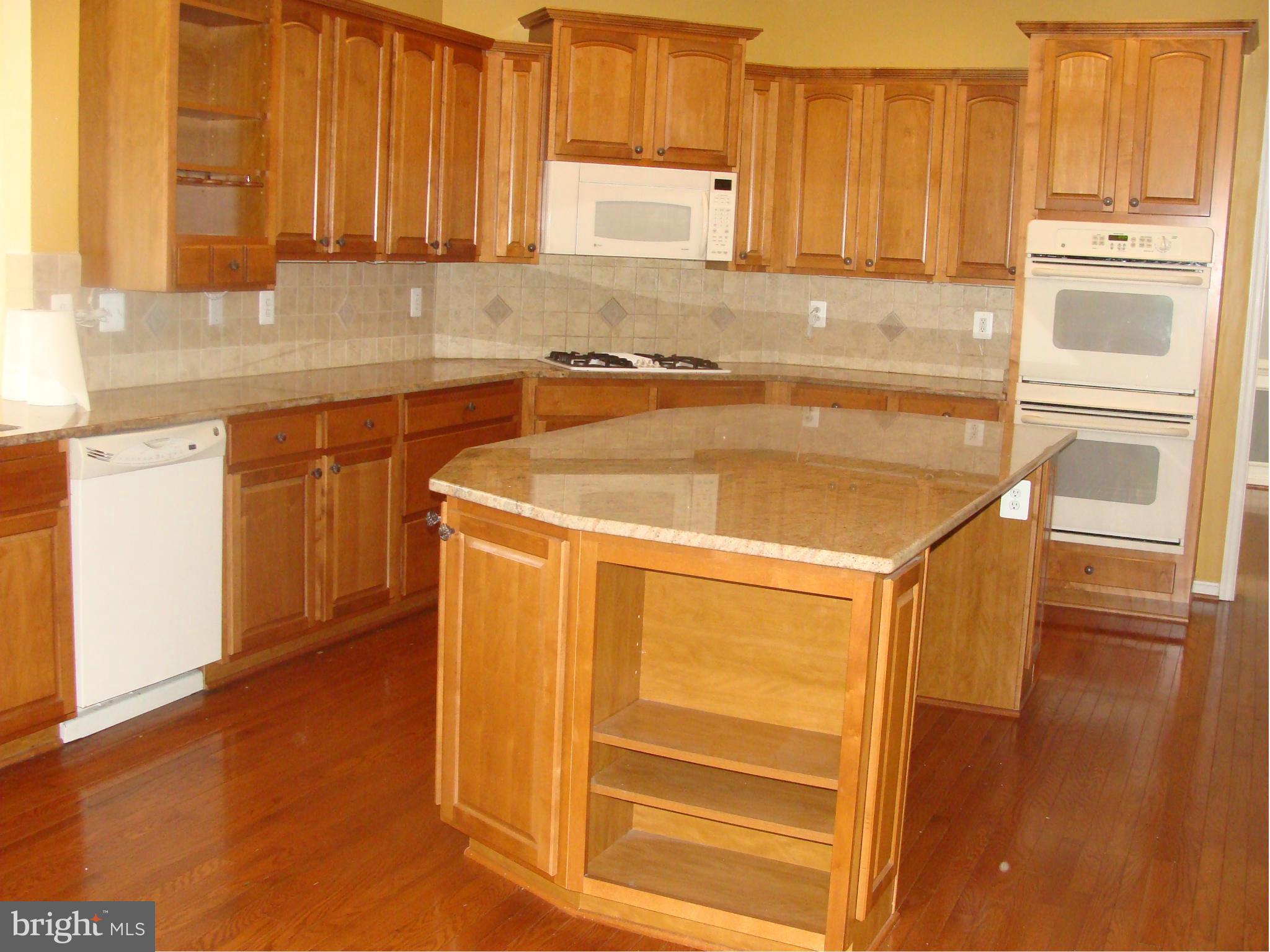 41 Riggs Road Fredericksburg, VA 22405 - Photo 4 of 13 Kitchen
