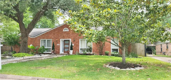 $2,400 | 5630 Edith Street, Houston, TX 77081
